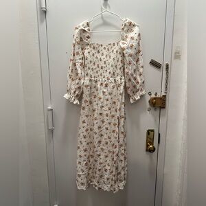 Longsleeve Reformation Smocked Midi Dress